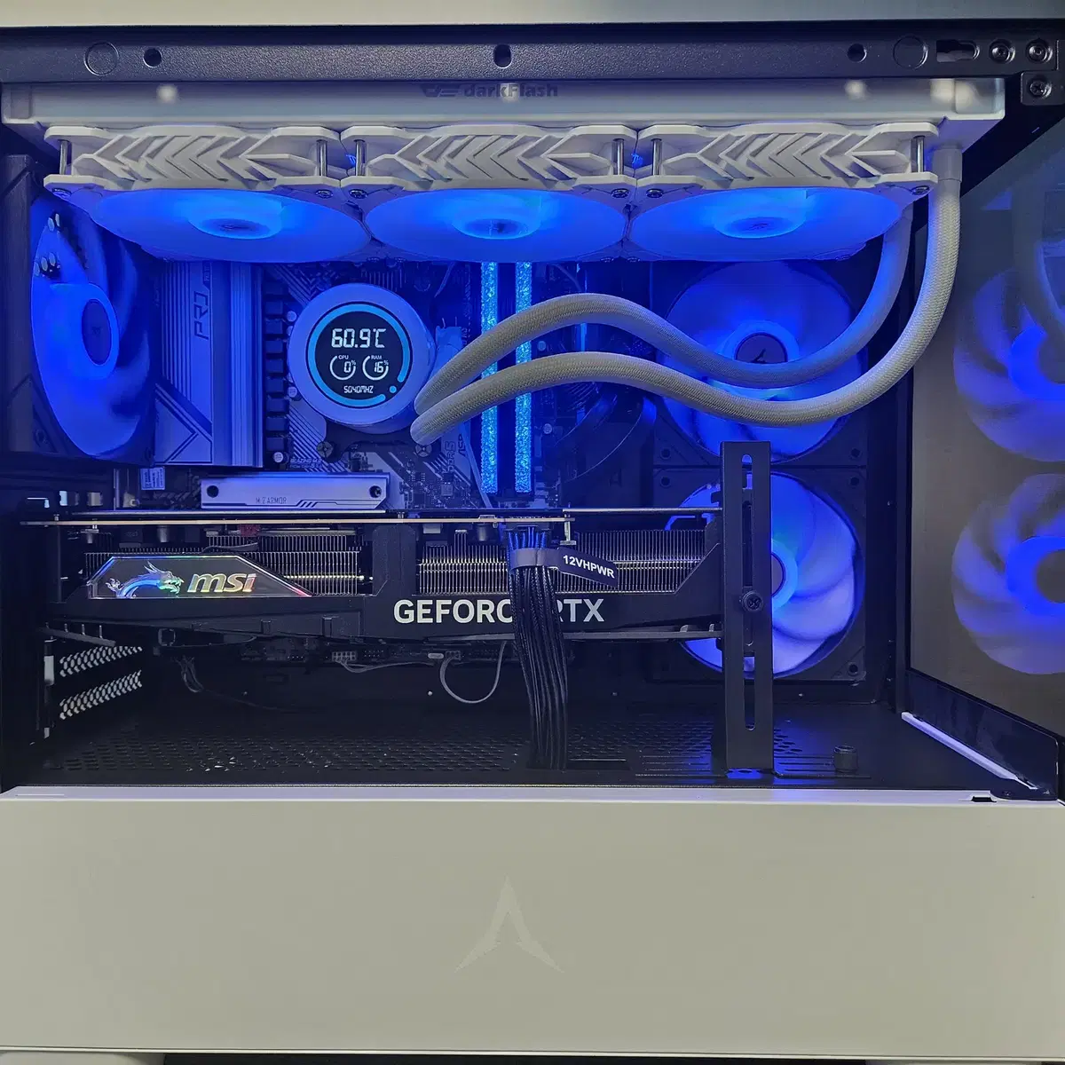 7950x3d, rtx4080 super, 2tb 하이엔드급 본체