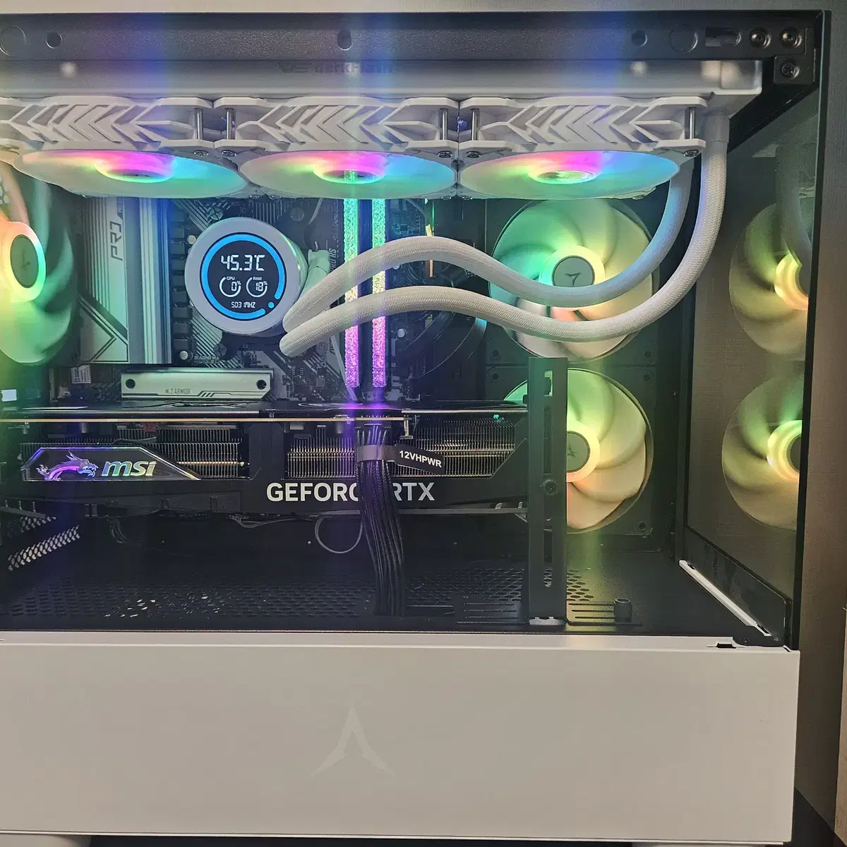 7950x3d, rtx4080 super, 2tb 하이엔드급 본체