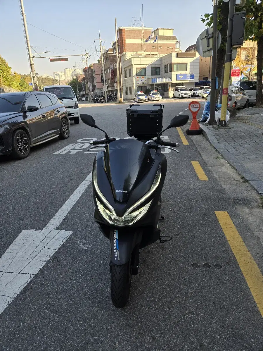 pcx125 19년식  1150000 >>>>> 1100000 가격내립니