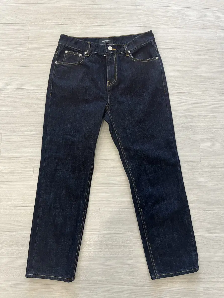 I have a pair of Fei's jeans for sale (30-31 inches).