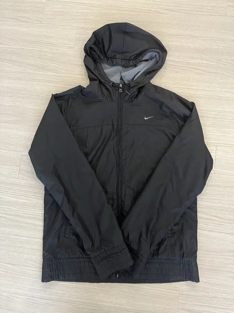 Nike Windbreaker sells(size: XL)