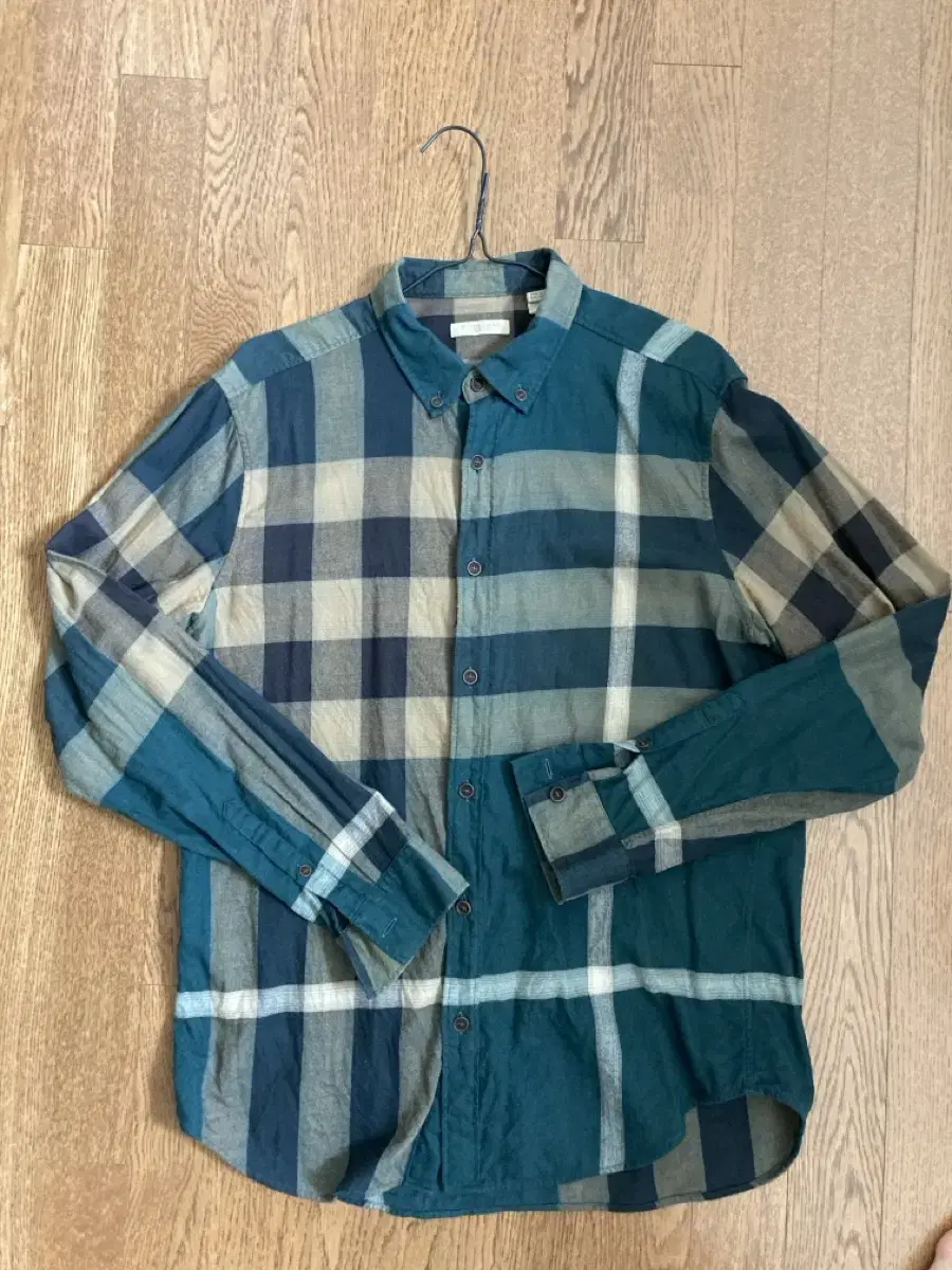 Burberry Britt Shirt (L)