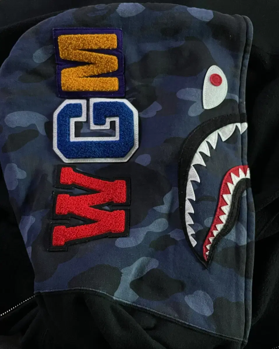 XL) Vape Cheongye Vahn Camo Shark Hoodie Zip Up