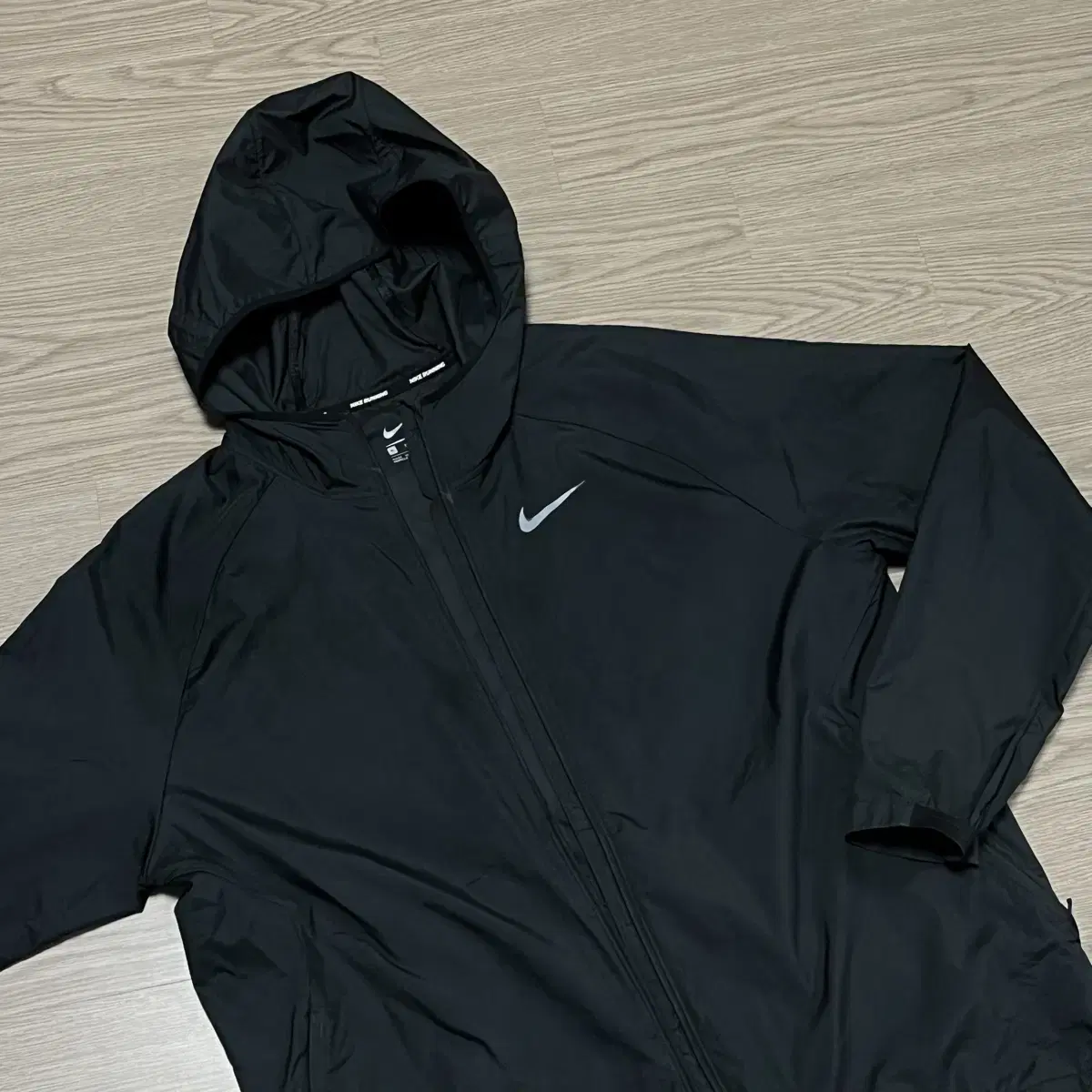 Nike Functional Windbreaker