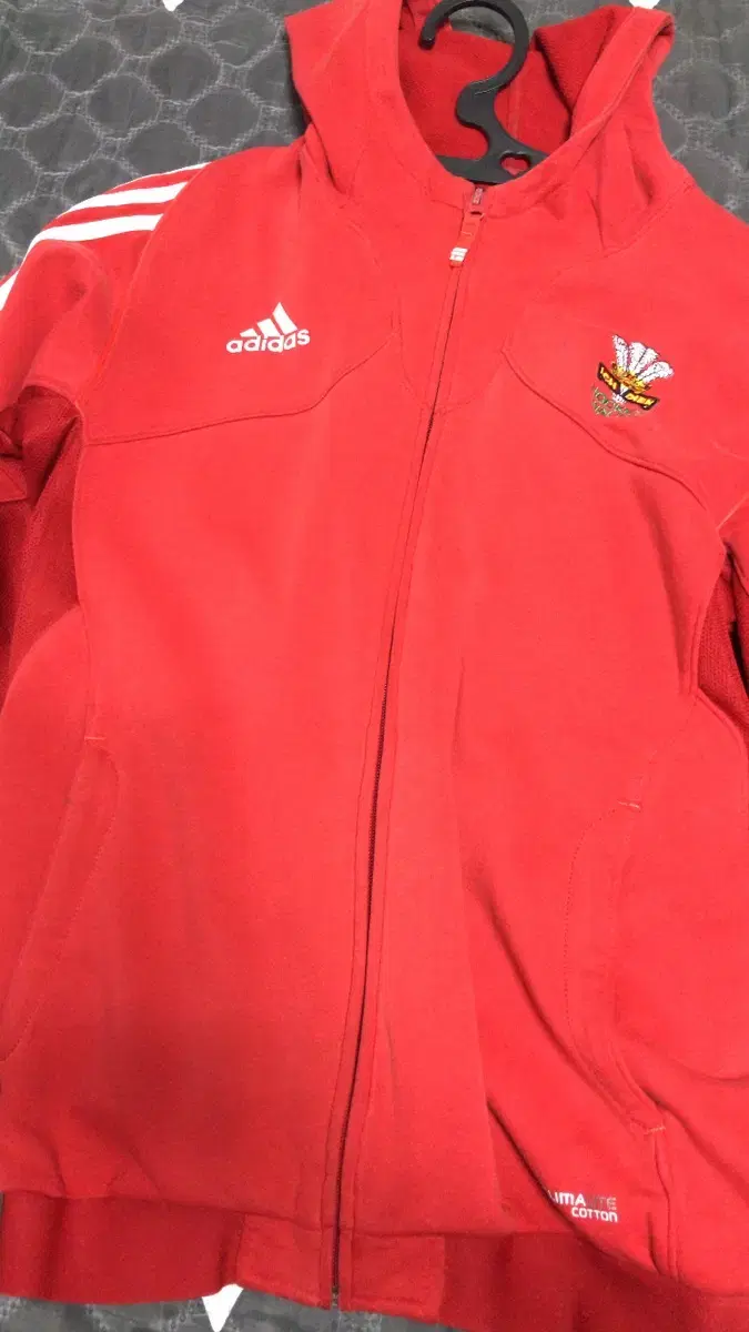 Adidas Red Hoodie Zip Up L Soccer Blockcore