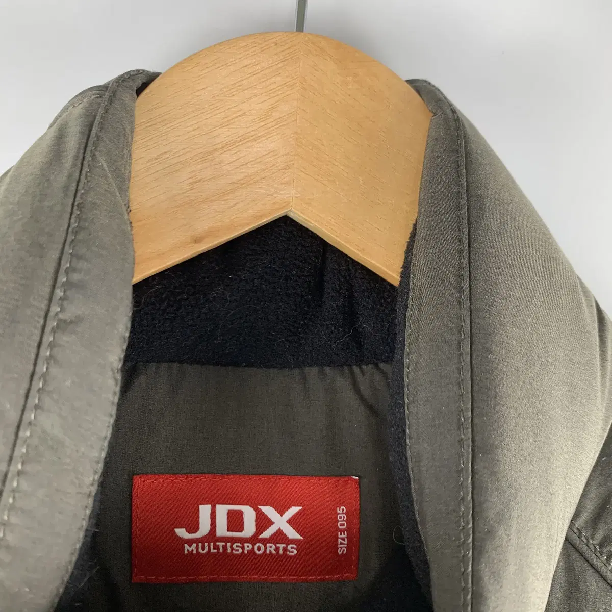 JDX 카키 구스다운 조끼패딩 95 .241106