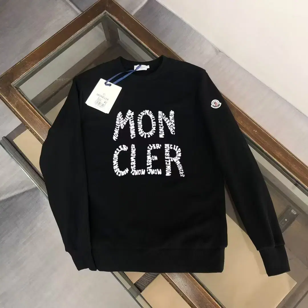 Moncler Black Round sweater size L