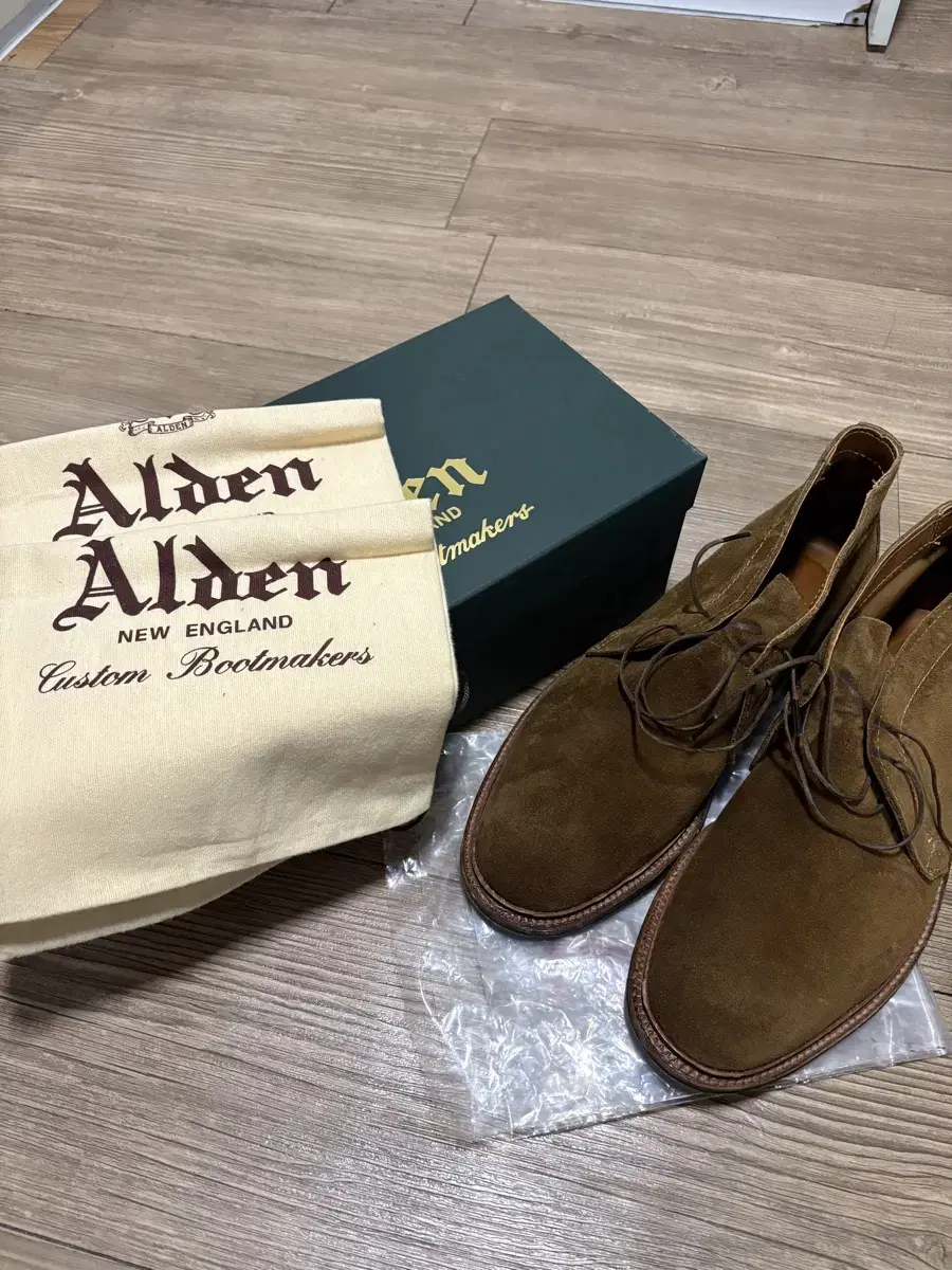 ALDEN 1493 (9.5E) 알든 1493 처카부츠 스너프