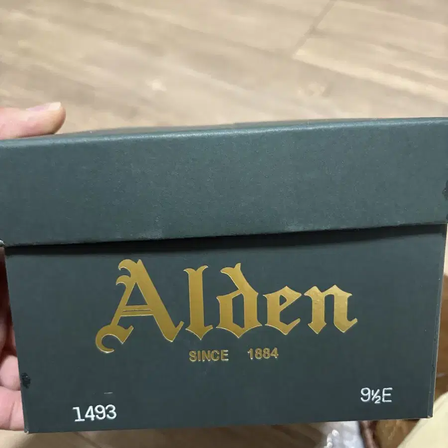 ALDEN 1493 (9.5E) 알든 1493 처카부츠 스너프