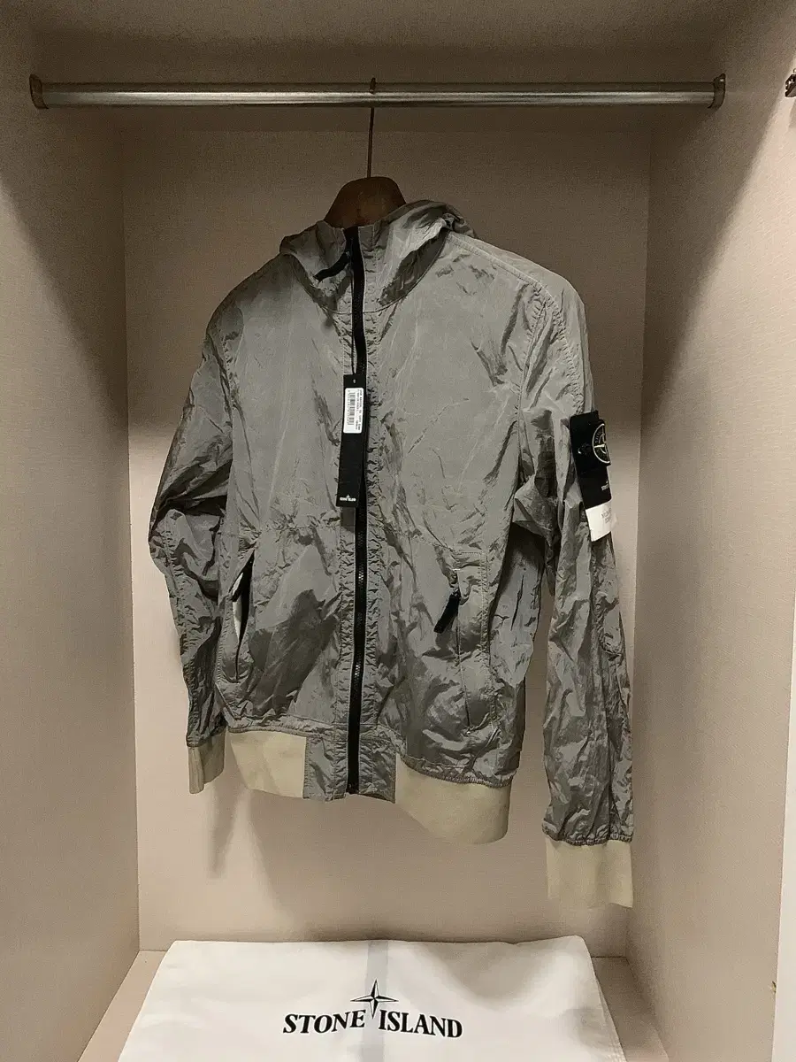 [M] 21-22SS Stone Island Nylon and Metal Hooded Jacket