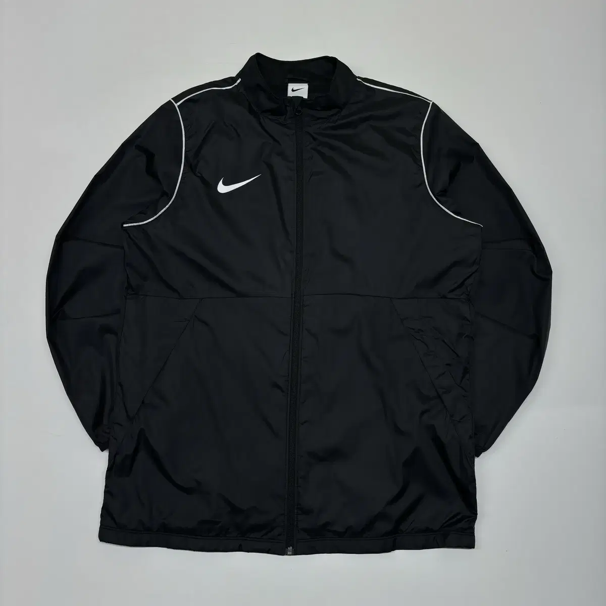 Nike Swoosh Windbreaker Black L [41107]