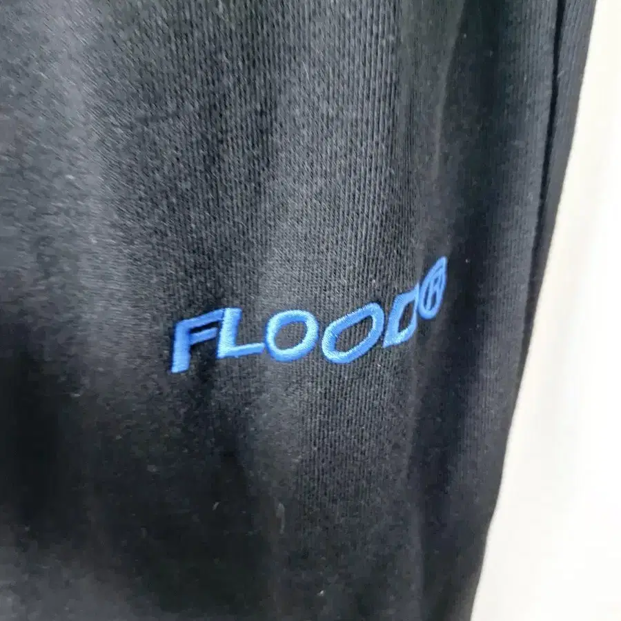 FLOOD 플러드 로고 사이드 지퍼 스웻 팬츠