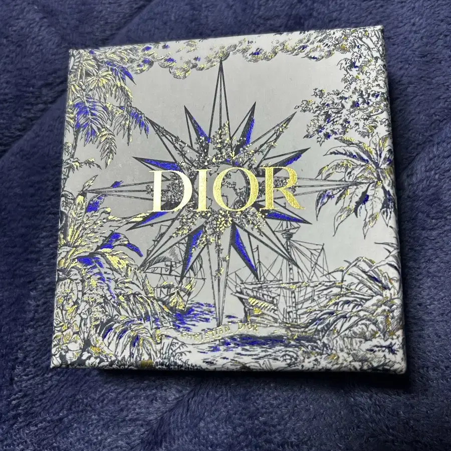 디올 DIOR 포장 박스 판매합니다.