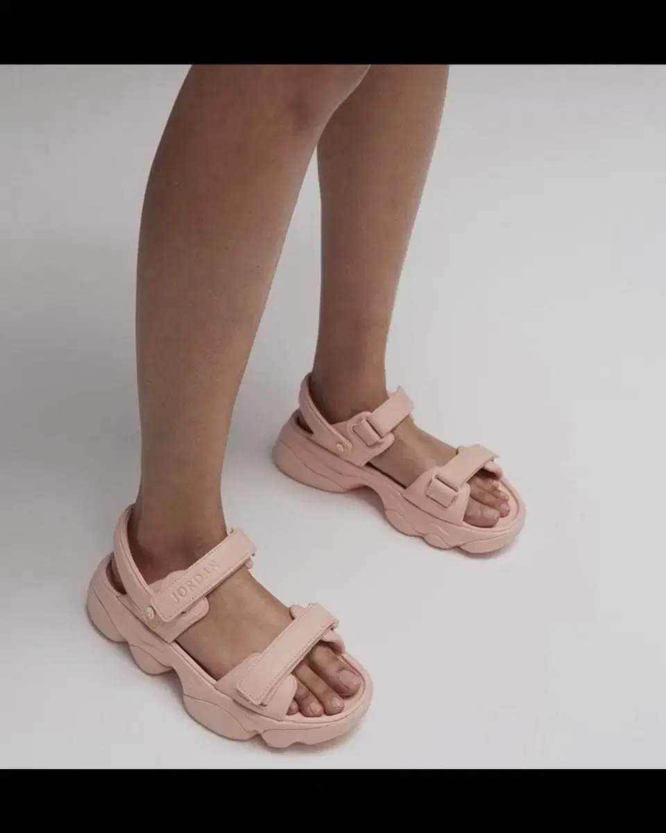 [240] 나이키 우먼 조던 데자 샌들 샌달 슬리퍼