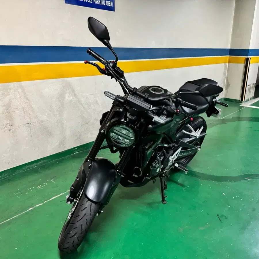 혼다 cb300r 2024년식 팝니다 쿼터급바이크