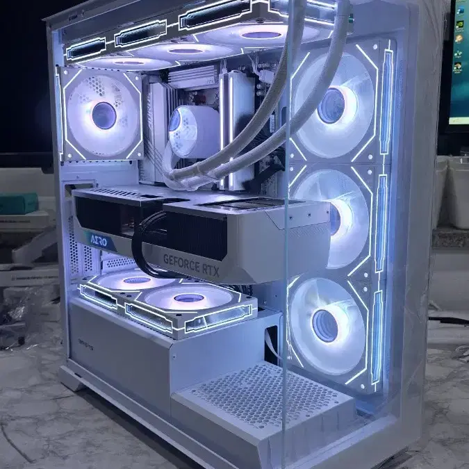 9800x3d, 4080super 올화이트 팝니다