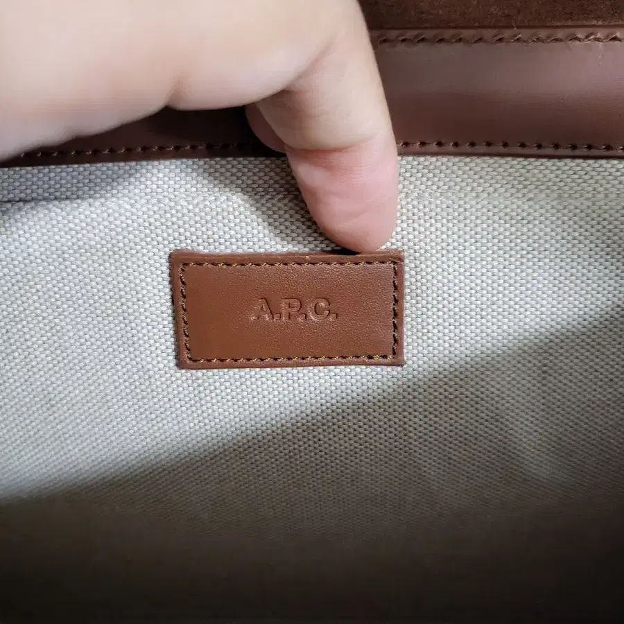 A.P.C 아페쎄 사라 숄더백