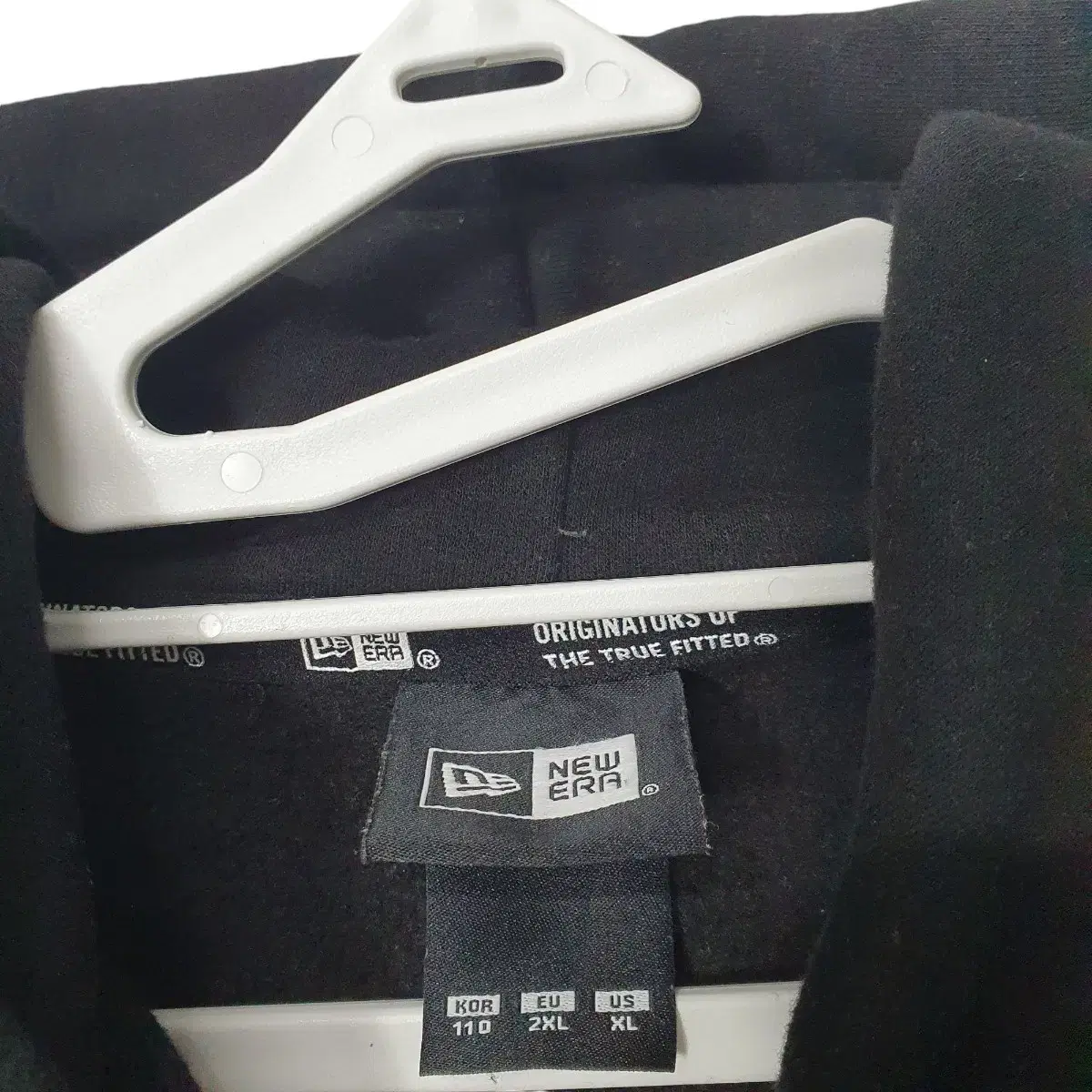 (2XL 110) 뉴에라 산타크루즈 기모후드티 블랙