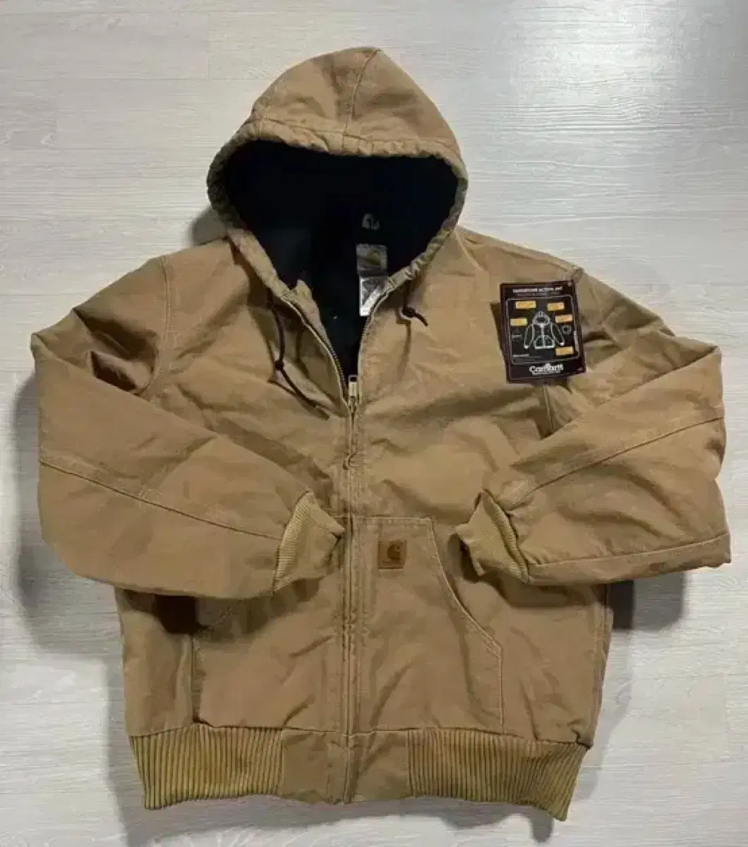 Calhart j130 active jacket sandstone CML deadstock new size M