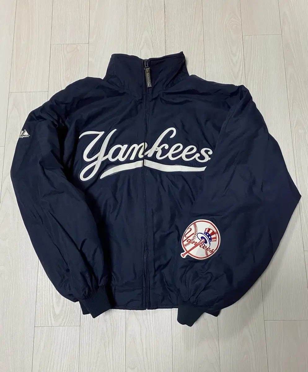 (M) Majestic New York Yankees Bench Jacket