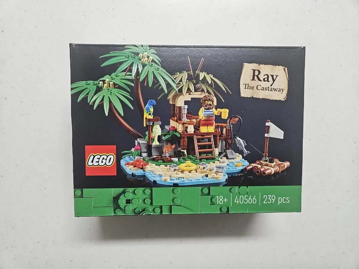 LEGO 40566 Castaways lay sealed sells.