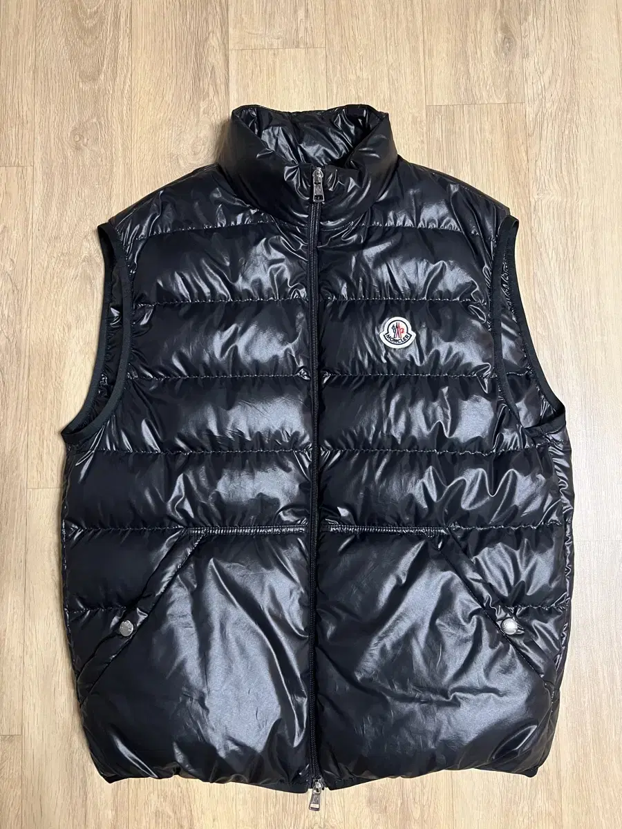 Moncler Padded Jo Best 3 sizes Moncler