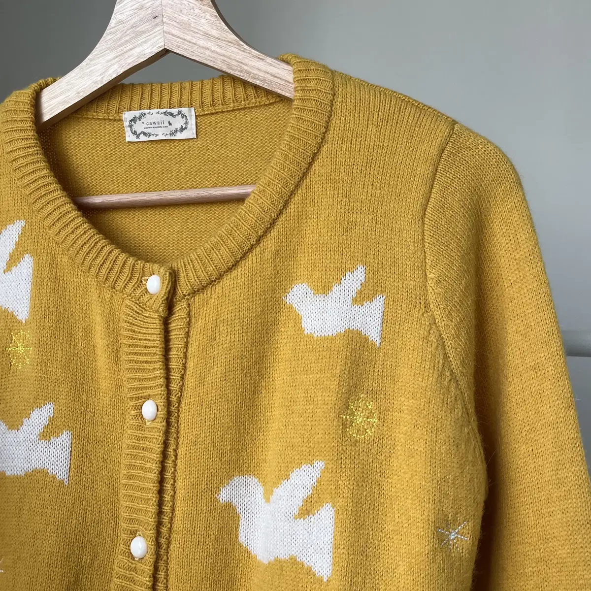 CAWAII vtg cardigan