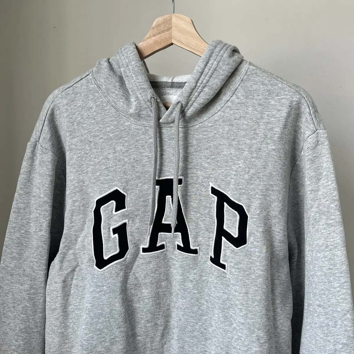 GAP Hoodie Sweatshirt