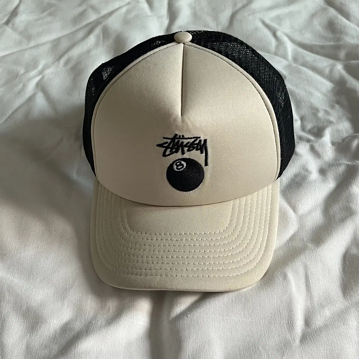 STUSSY " 8 Ball " Trucker Cap