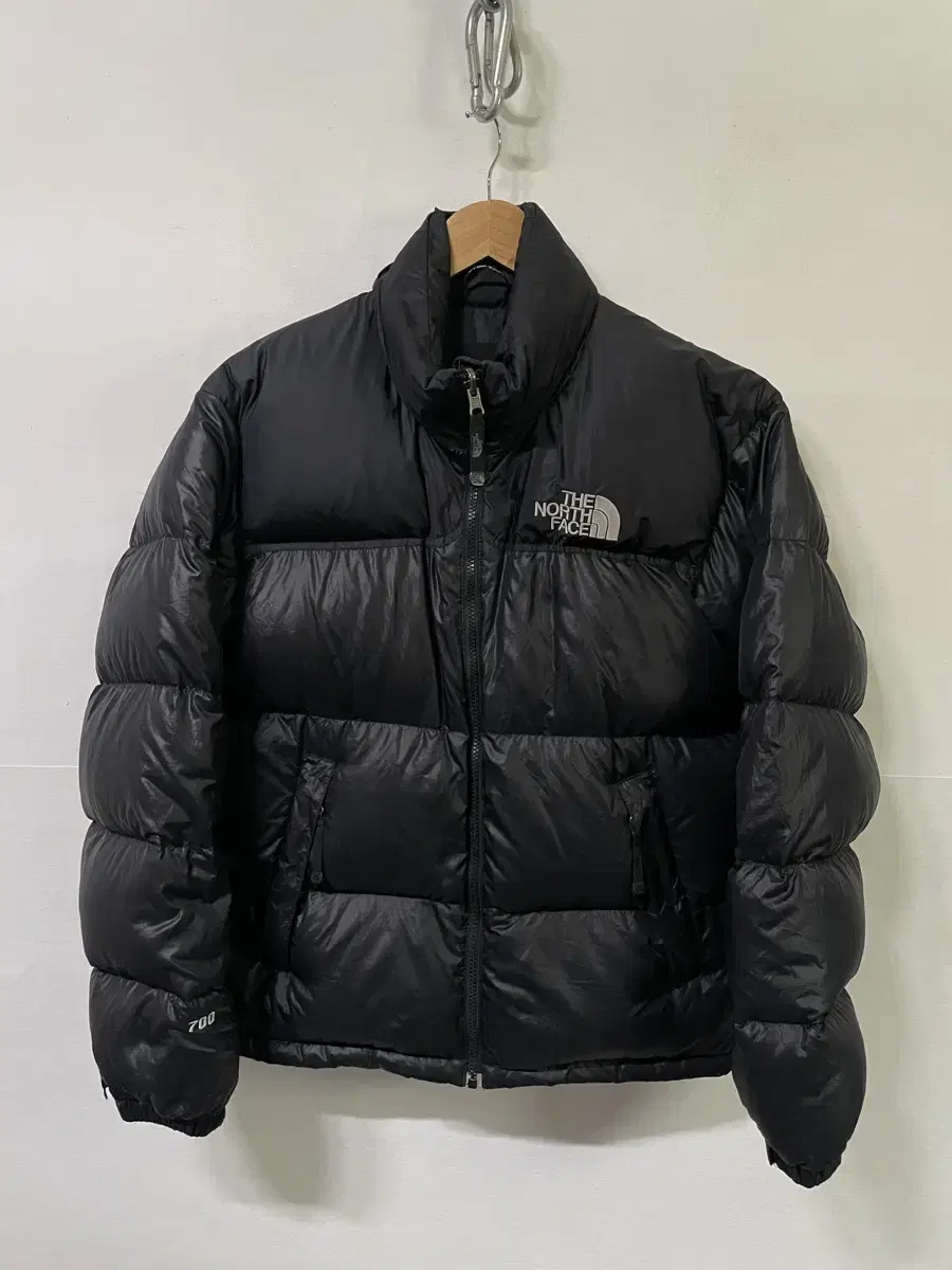 The North Face Knopsie Padded All Black 700