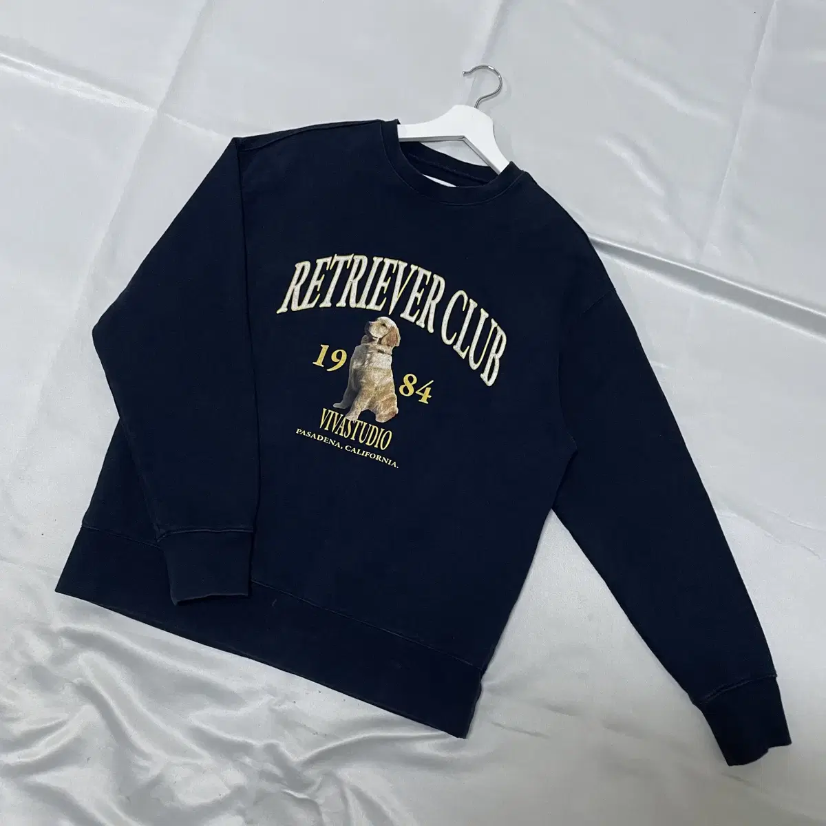 [M] VivaStudio X Retriever Club Man-to-Man Full Shop