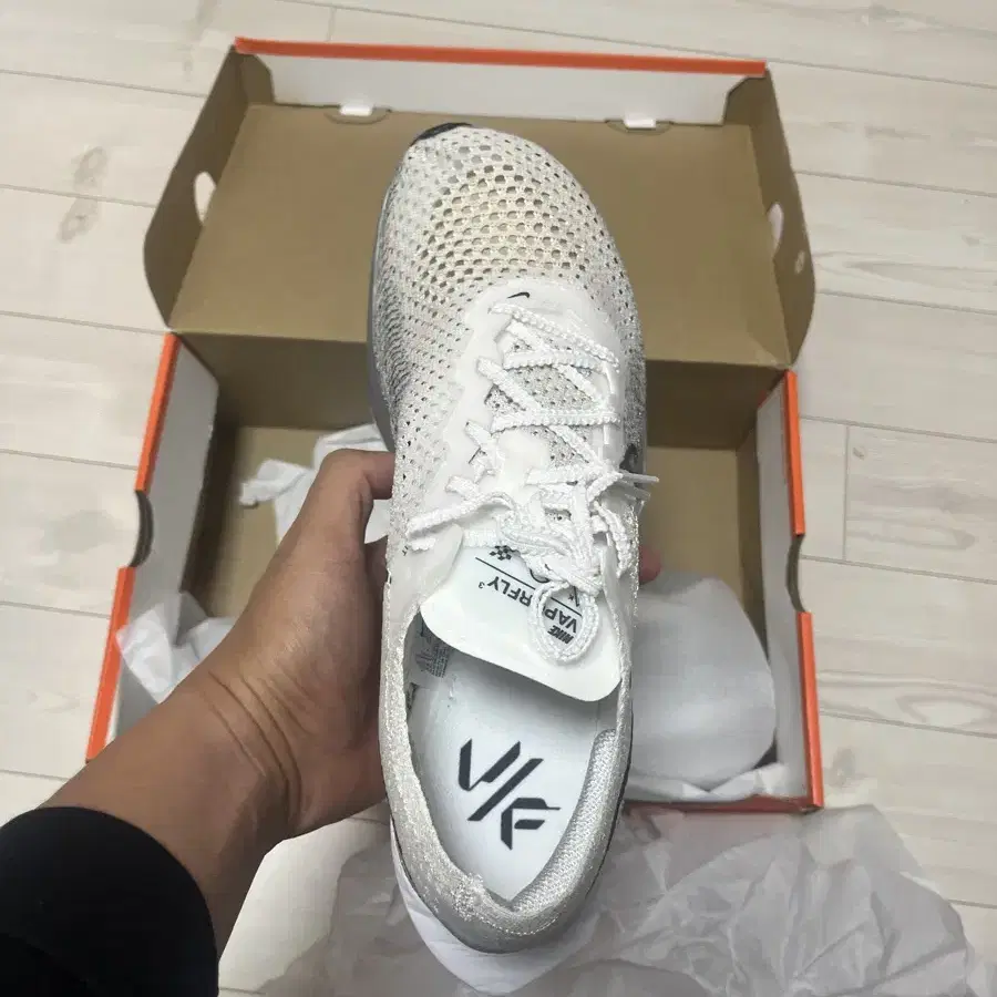 Nike ZoomX Vaporfly Next 3 White Grey275