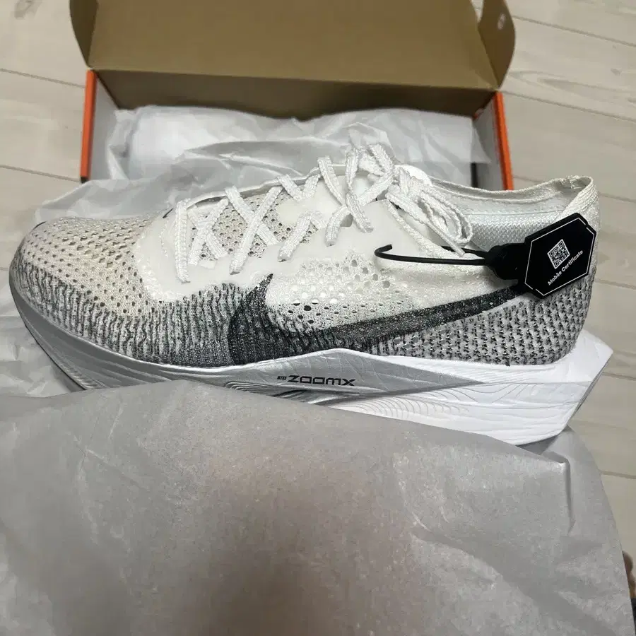 Nike ZoomX Vaporfly Next 3 White Grey275