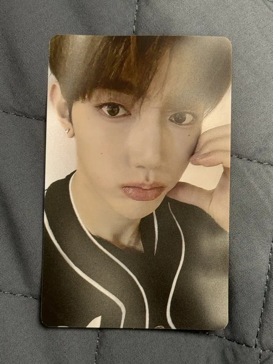 If you're in the zerobaseone niche, check out zhang hao photocard wts