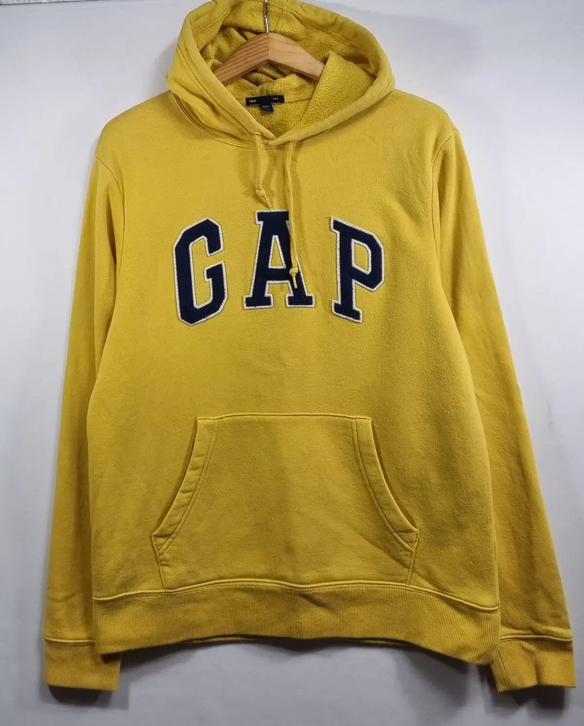 True to size M (95) GAP Gap Yel Brushed Hoodie