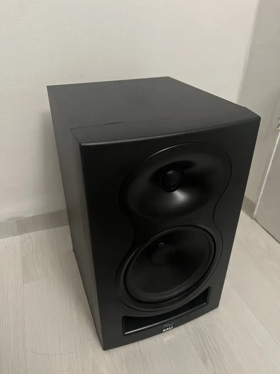 Kali audio LP6 칼리오디오 LP6 1조