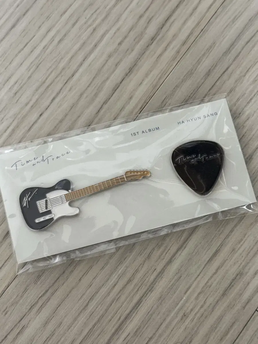 Ha Hyun Sang Guitar Badge