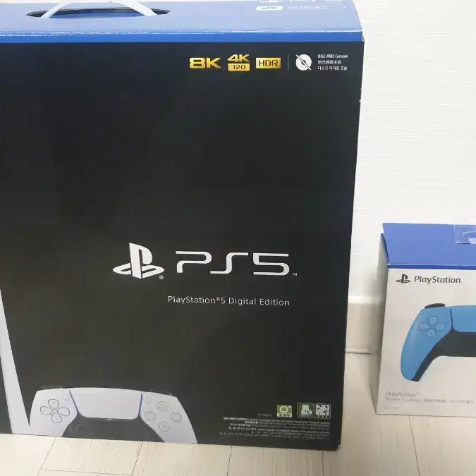 ps5 팝니다.