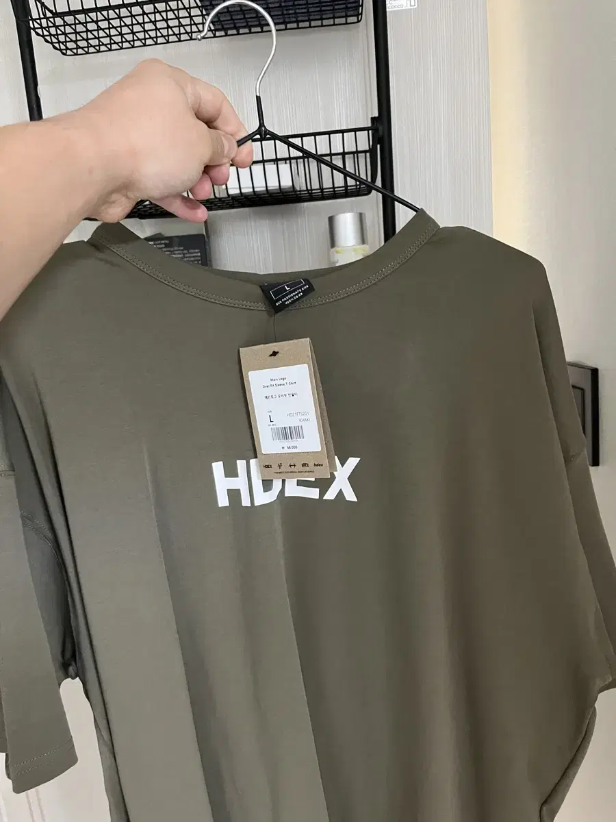 NEW) Today only half price sale Hdex Overfit Short Sleeve L