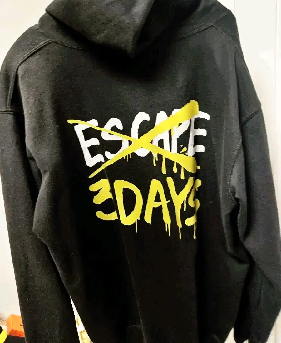 Sleepground Three Days Hooded Zip Up L sell 3days