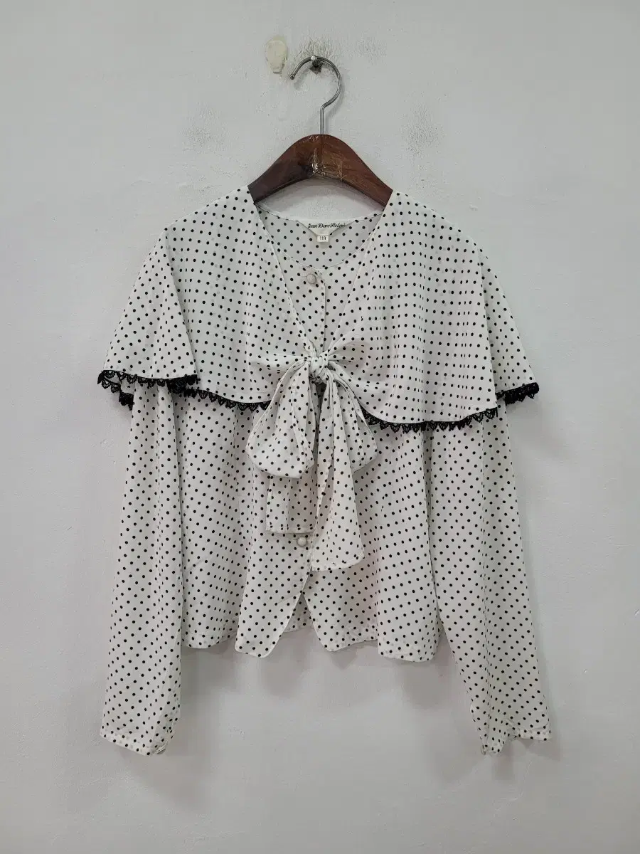 Dot cape blouse