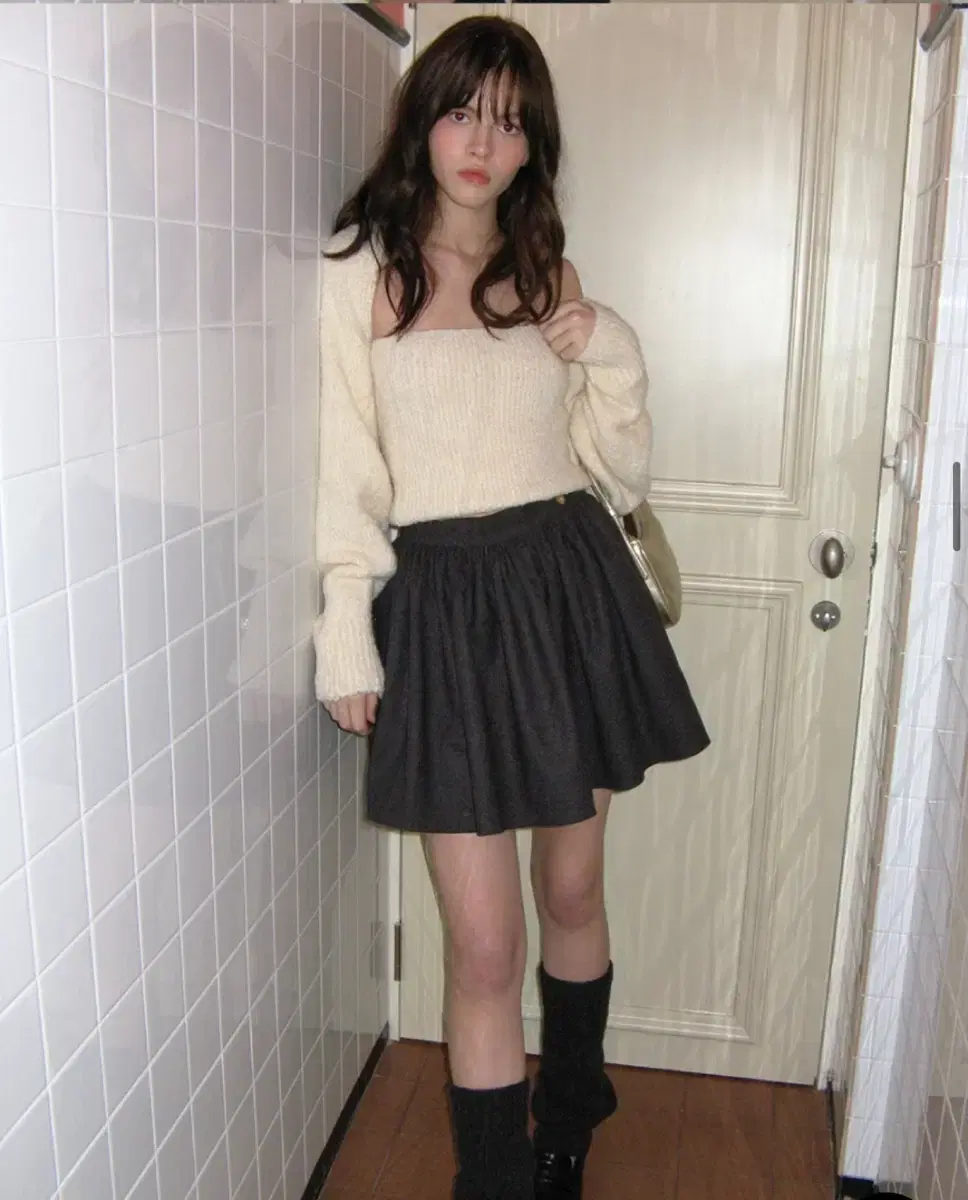 썸웨어버터 Shirring heart mini skirt