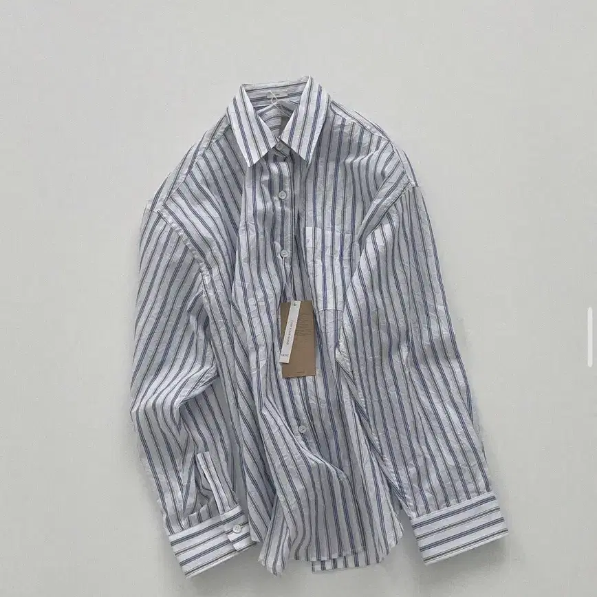 ugst 어그스트 momo stripe shirt (limited)