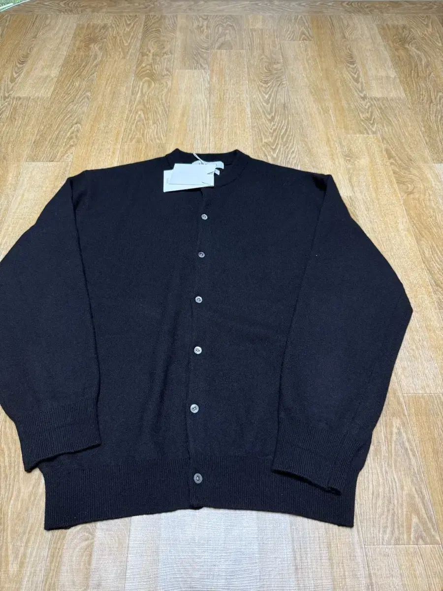 Brownfield Round Cardigan