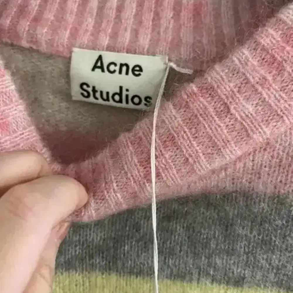 Acne studios 아크네스튜디오 스트라이프 니트 미착용