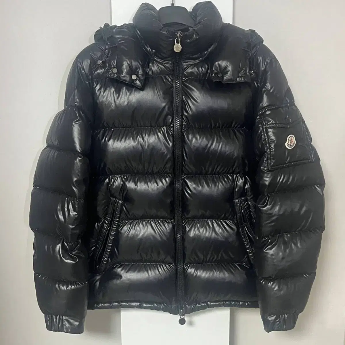 (4, new) Moncler maya with full padding