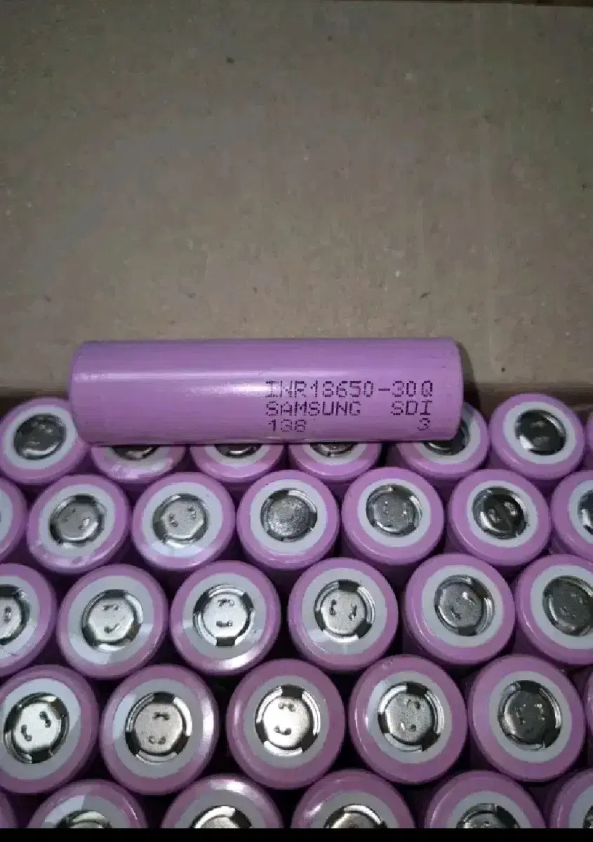 18650 SDI 고방전  30Q 3000mAh  50개