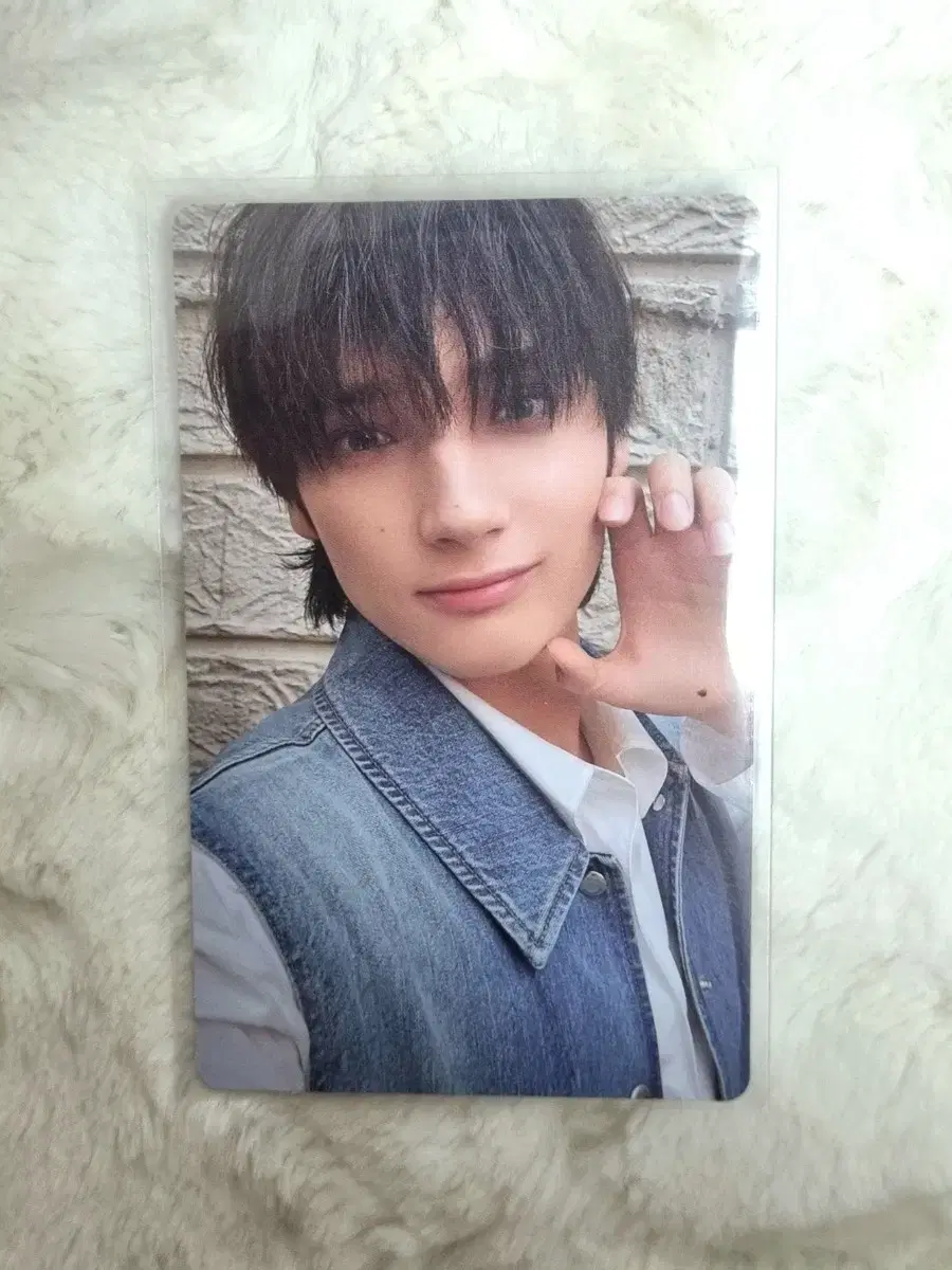 Tubatu Sanctuary weverse pre-order benefit hueningkai photocard WTS