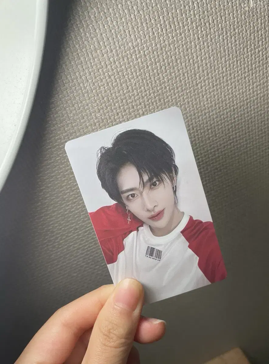 If it's a niche, try zerobaseone ricky Photocards