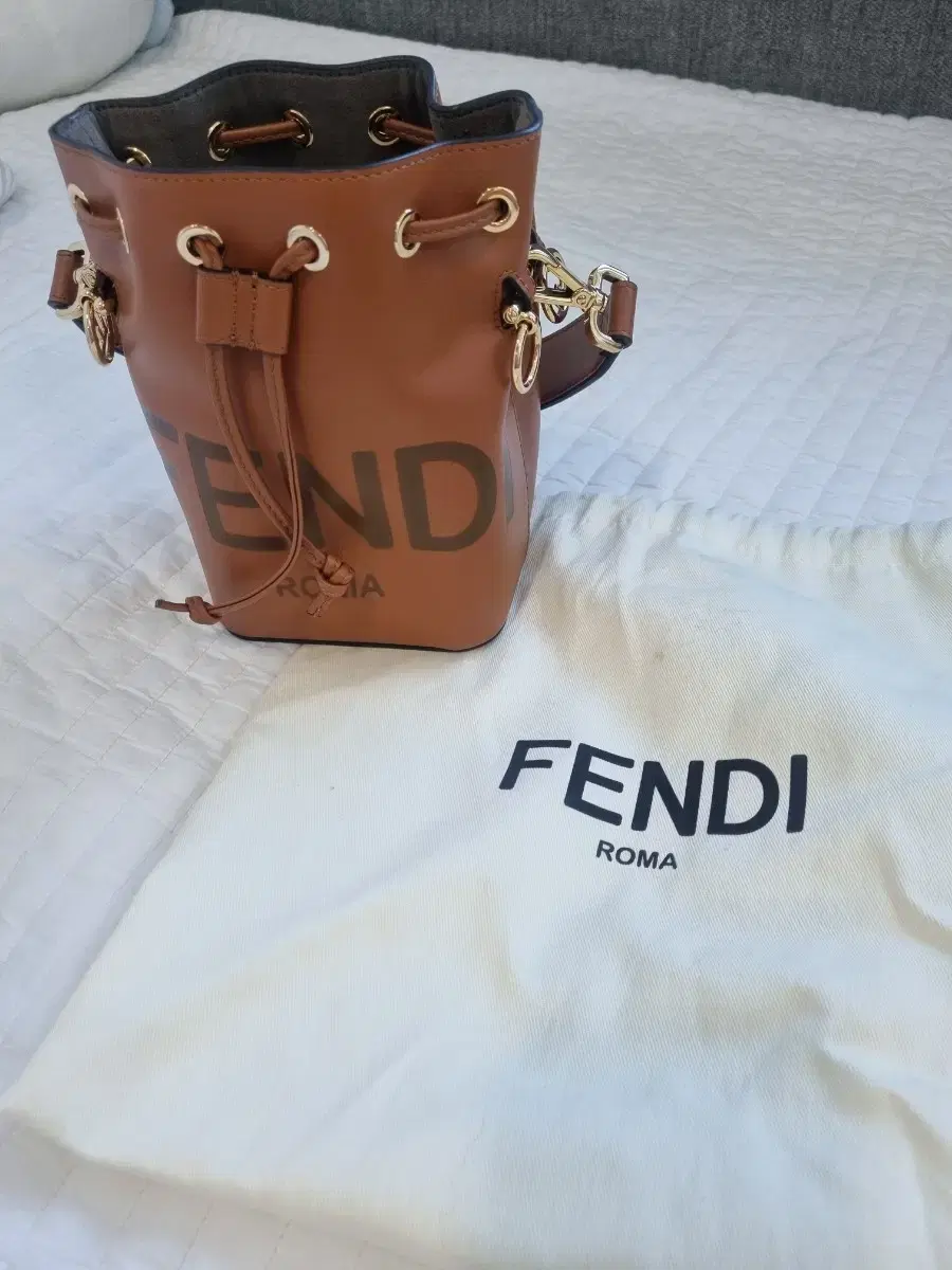 Fendi Montrejo bucket bag